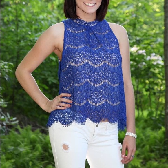love, Fire Tops - Blue sleeveless lace blouse